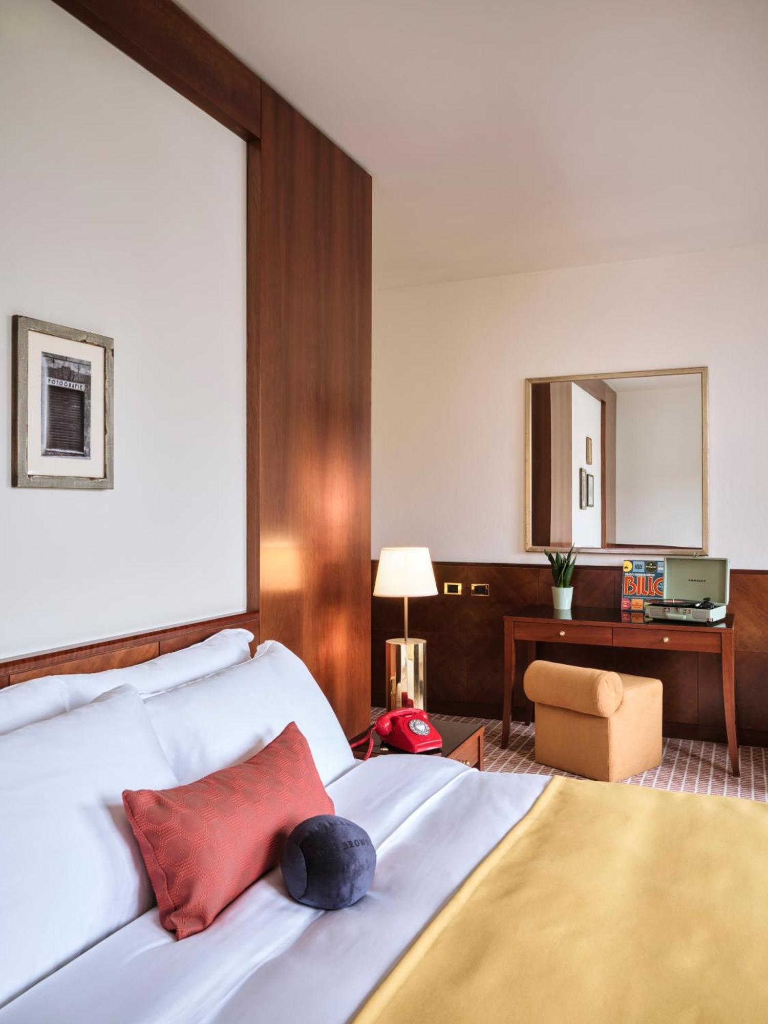 Max Brown Hotel Missori, Part Of Sircle Collection Milan Luaran gambar